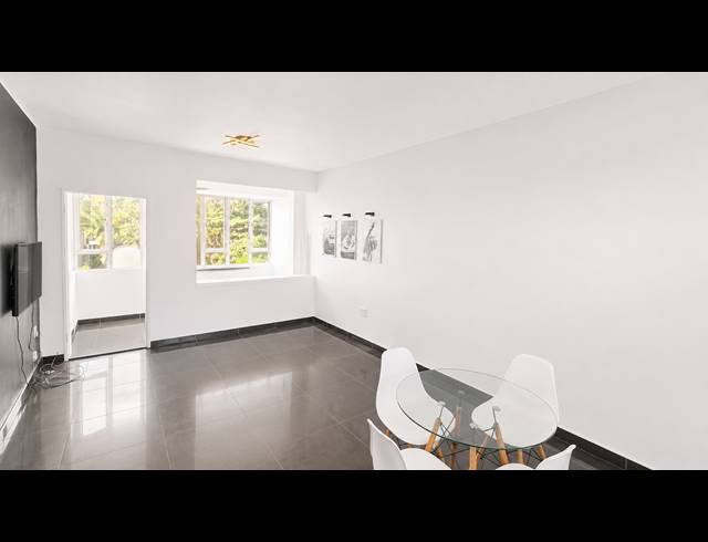 1.5 BEDROOM APARTMENT FOR SALE IN ESSENWOOD